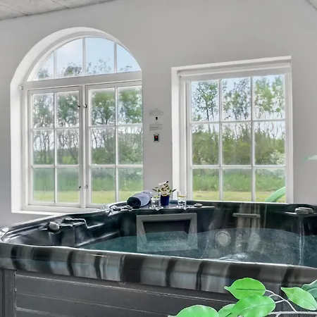 펜션 7 Bedroom Awesome In