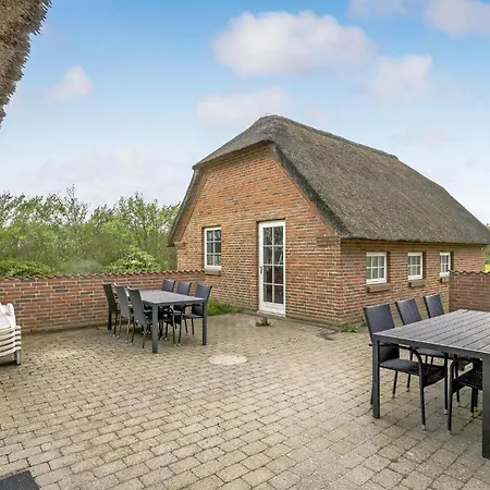 7 Bedroom Awesome In